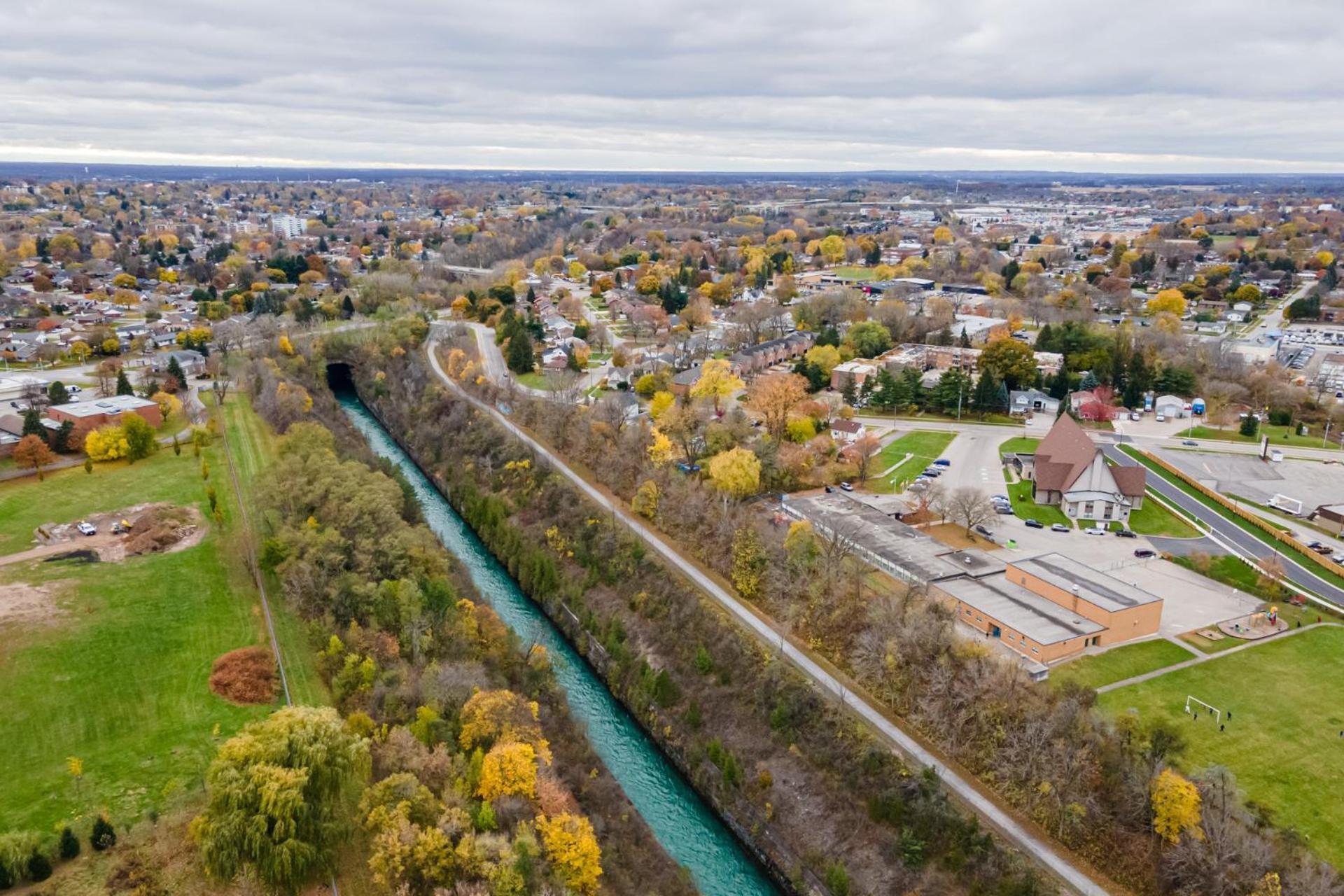 Luxury Living Niagara Falls - 4 Bed House Exteriér fotografie